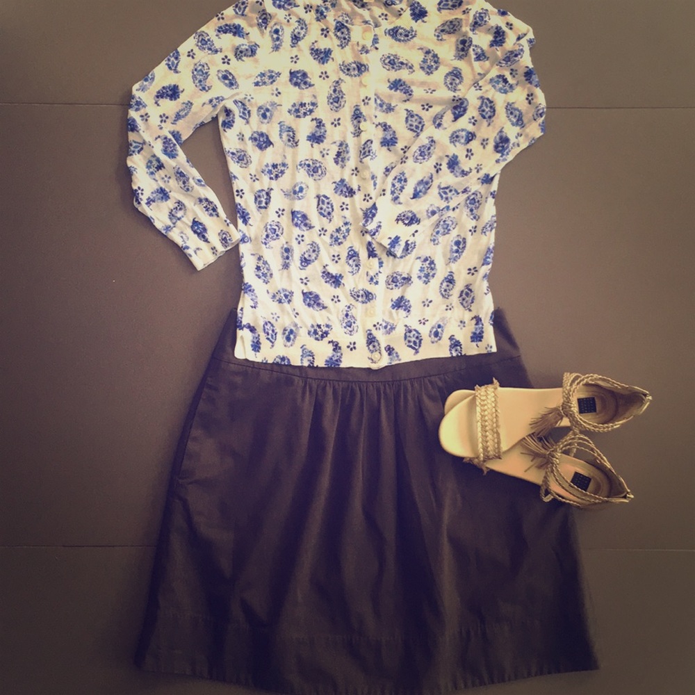 Ann Taylor Loft Dark Taupe Skirt w/ pockets